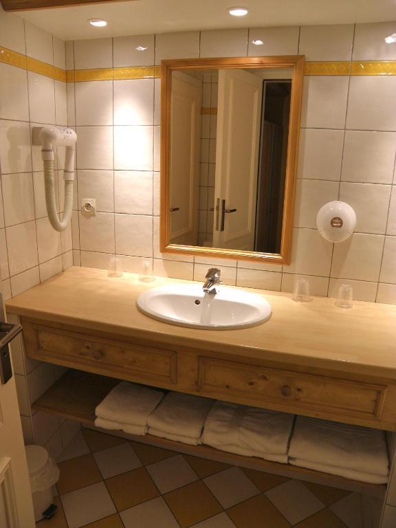 Caveau De L'Ami Fritz Ribeauville  Phòng bức ảnh